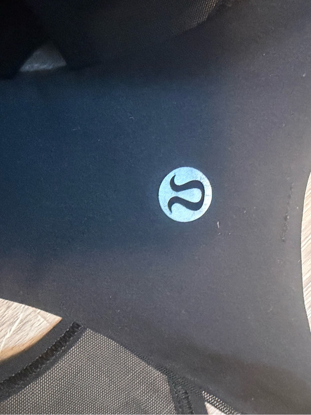 LULULEMON | BREAK FREE TANK - Picture 4 of 6